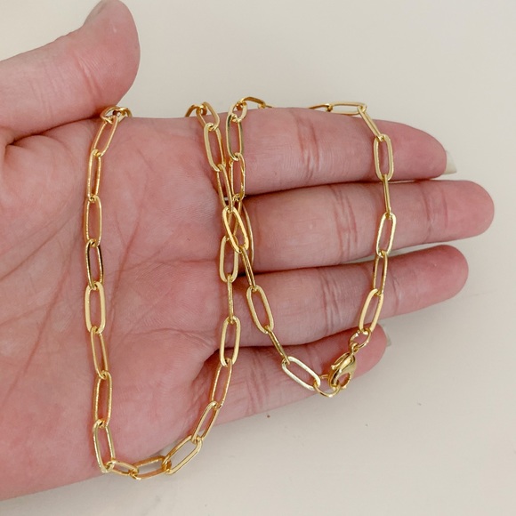Paper Clip Necklace | 14k Gold Filled - Picture 6 of 8